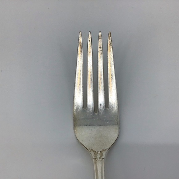 2/$20 1847 Rogers Bros. Vintage Silver Dinner Fork - Picture 5 of 8